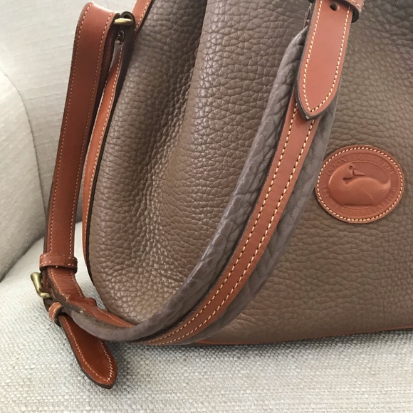 📌 SOLD Vintage Dooney & Bourke Drawstring Bag British Tan Brown Mushroom RARE - Picture 5 of 16